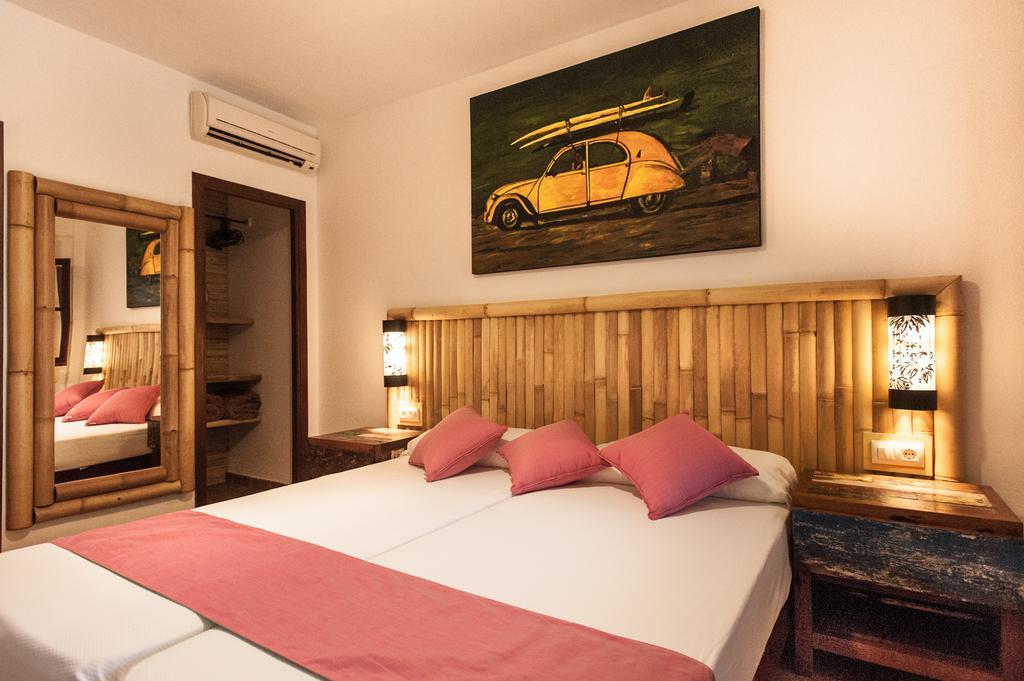 100% Fun Hotel Tarifa Kültér fotó